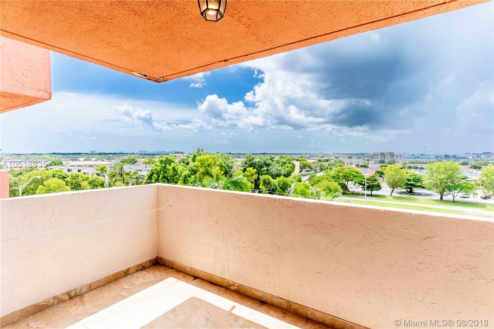 IMPERIAL TERRACES CONDO - Residential