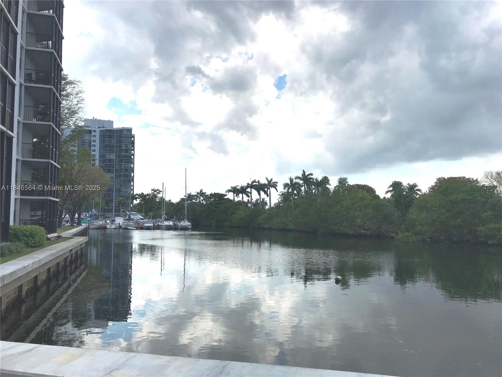 ENSENADA CONDO BLDG E-II - Residential