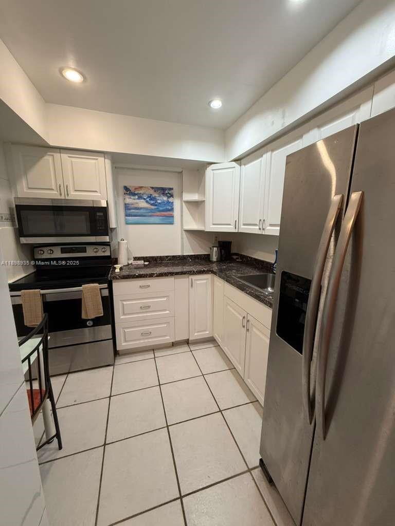 AVILA CONDO - Residential Lease