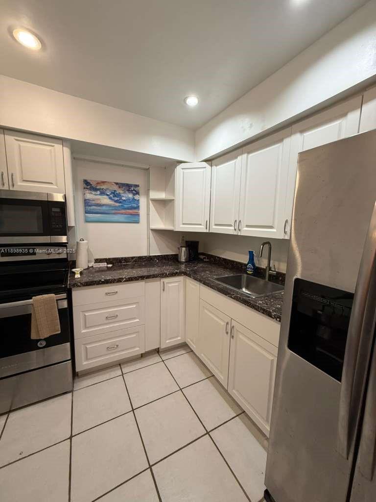 AVILA CONDO - Residential Lease