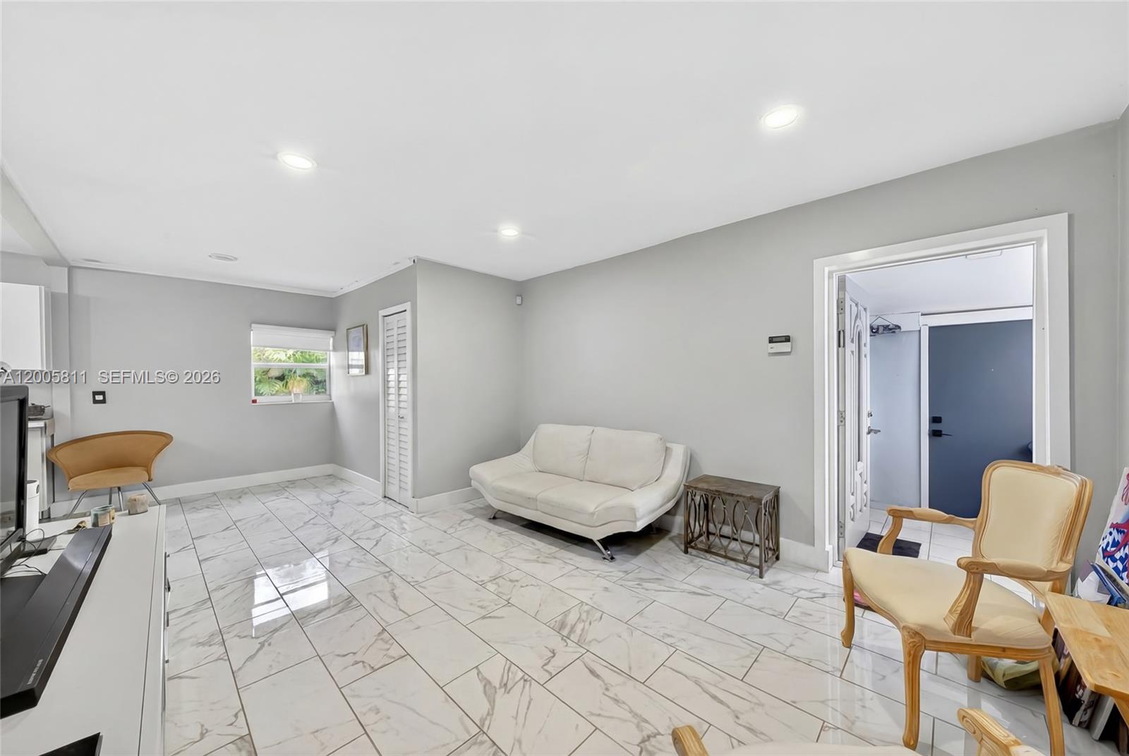 SUNSET MANOR NO 2 - Residential