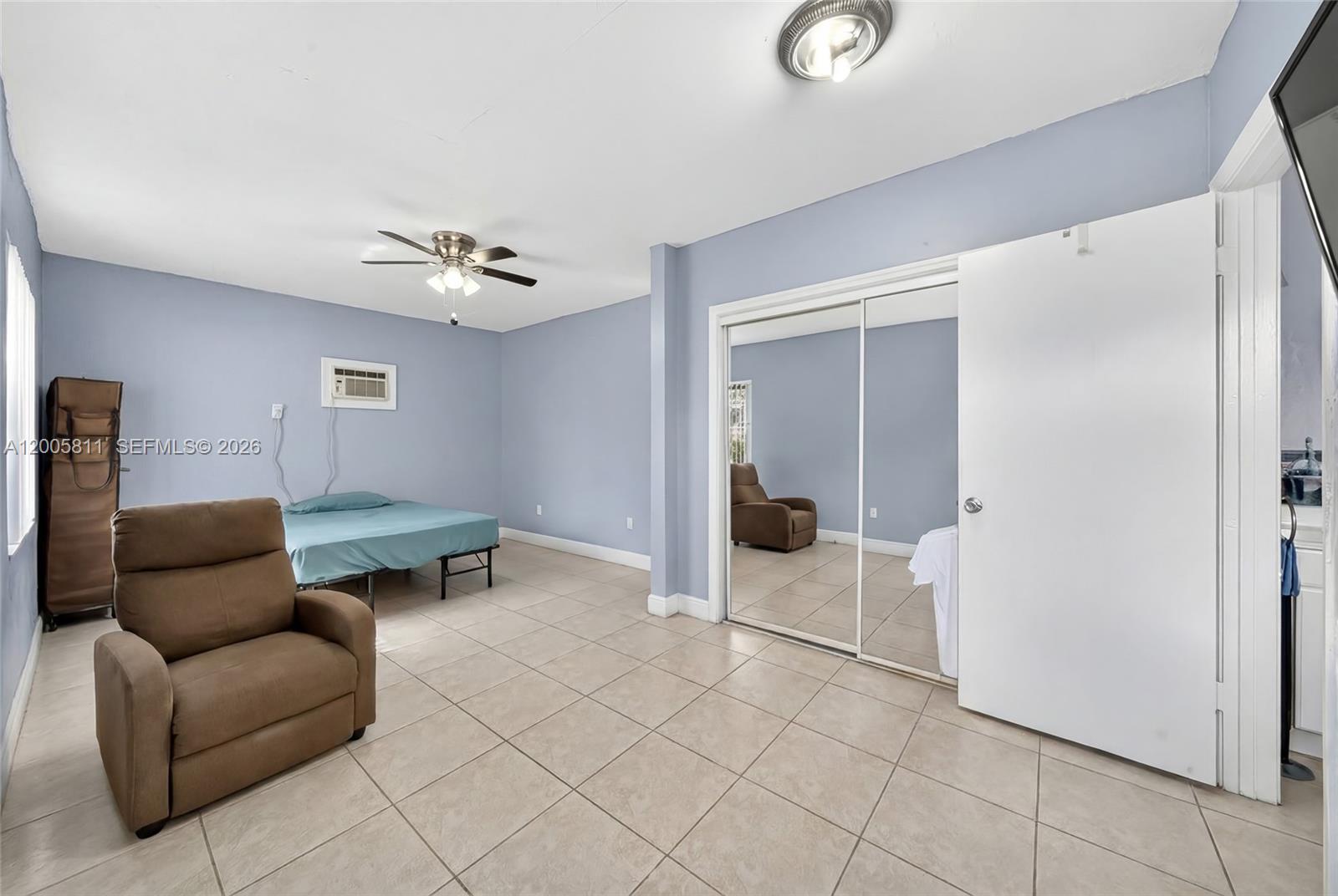 SUNSET MANOR NO 2 - Residential