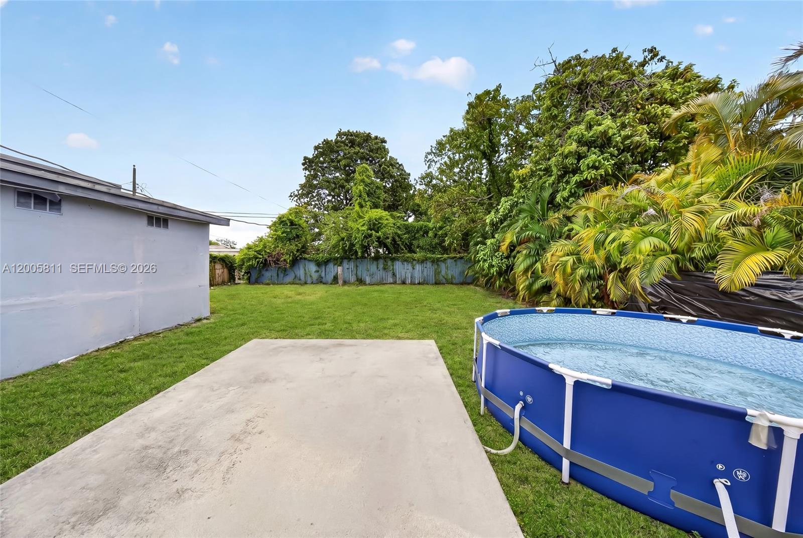 SUNSET MANOR NO 2 - Residential