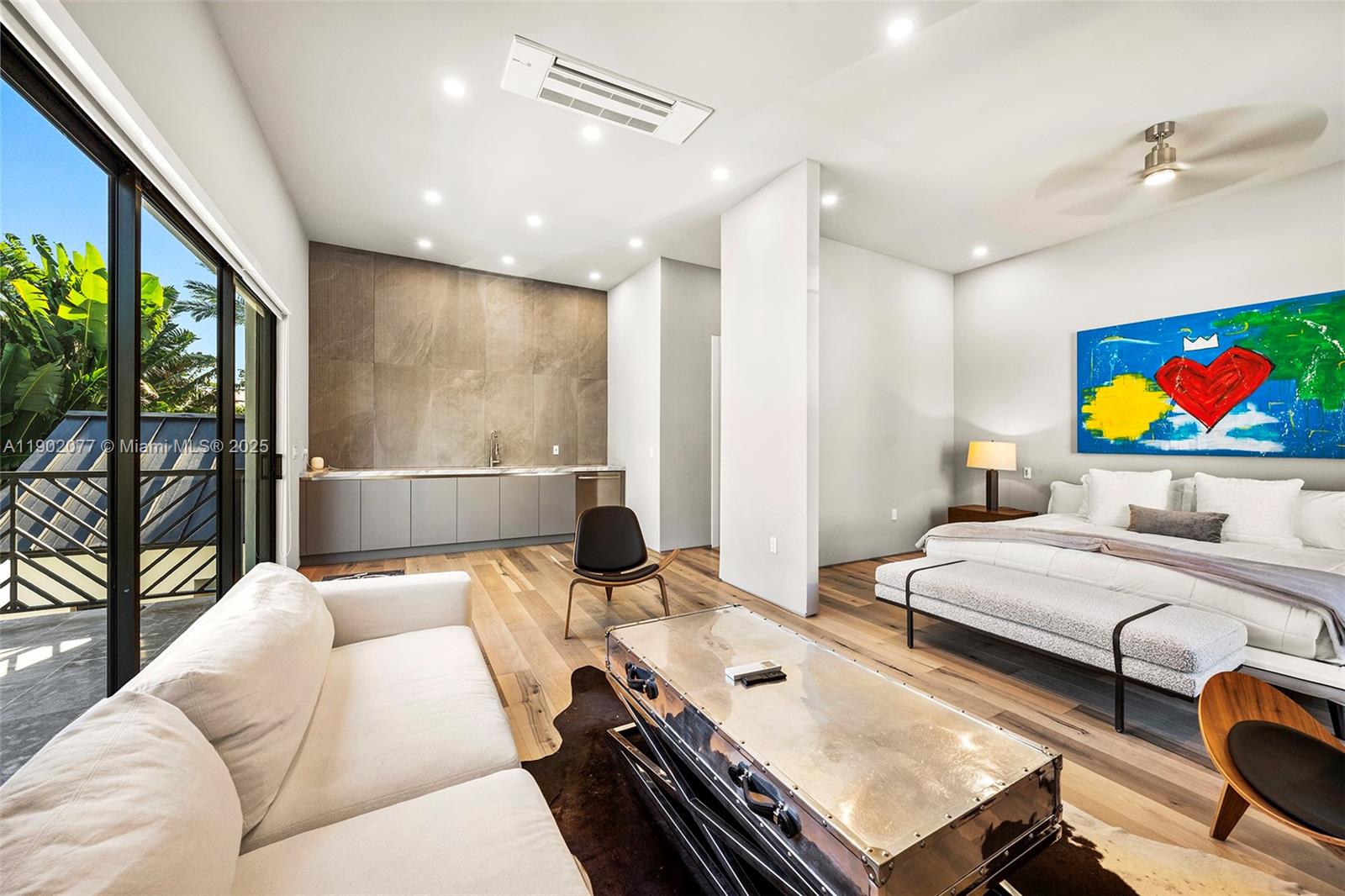 CORAL ISLES - Residential