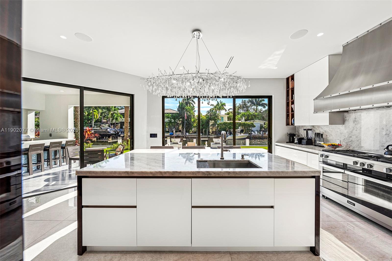 CORAL ISLES - Residential