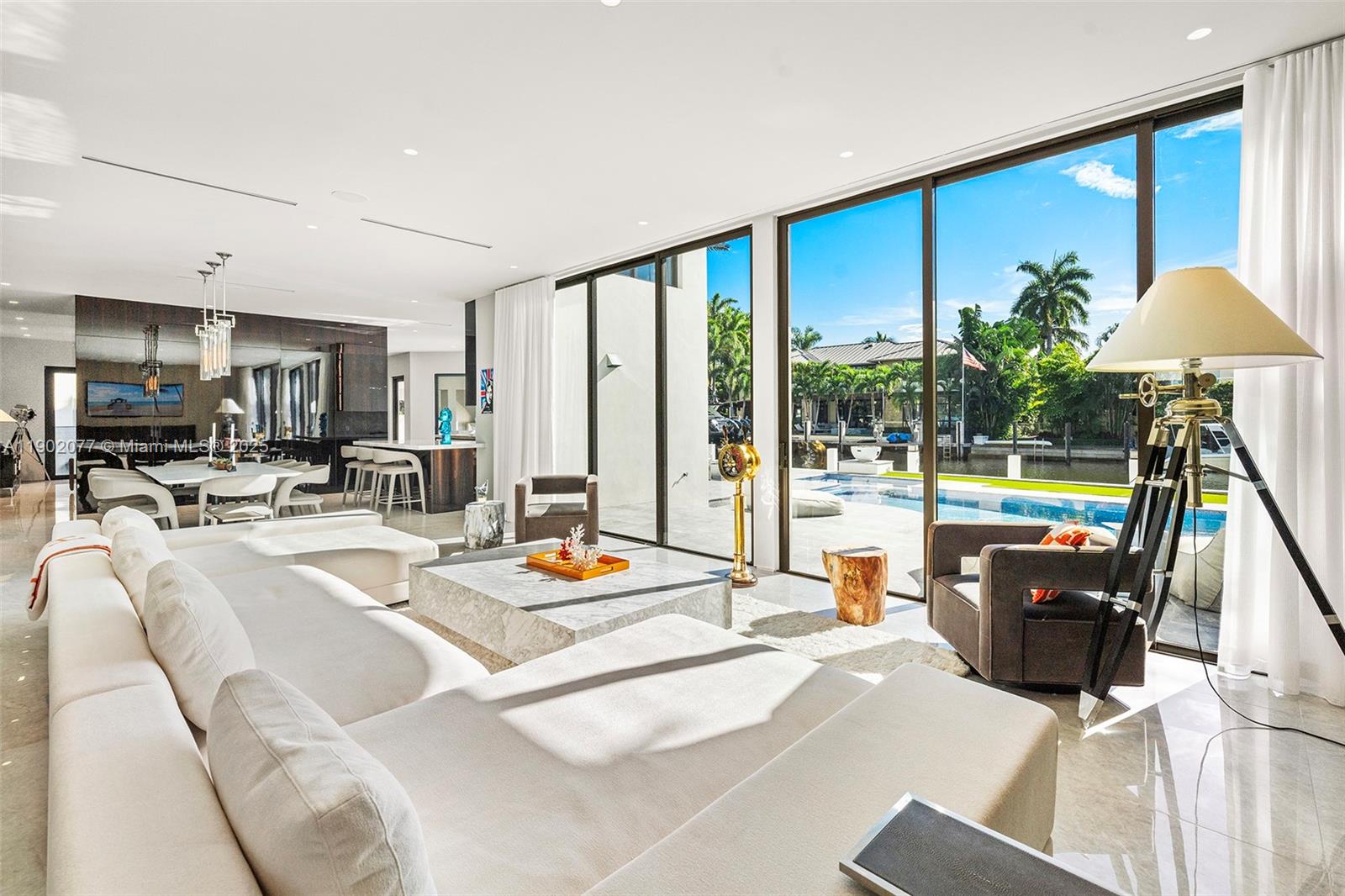 CORAL ISLES - Residential