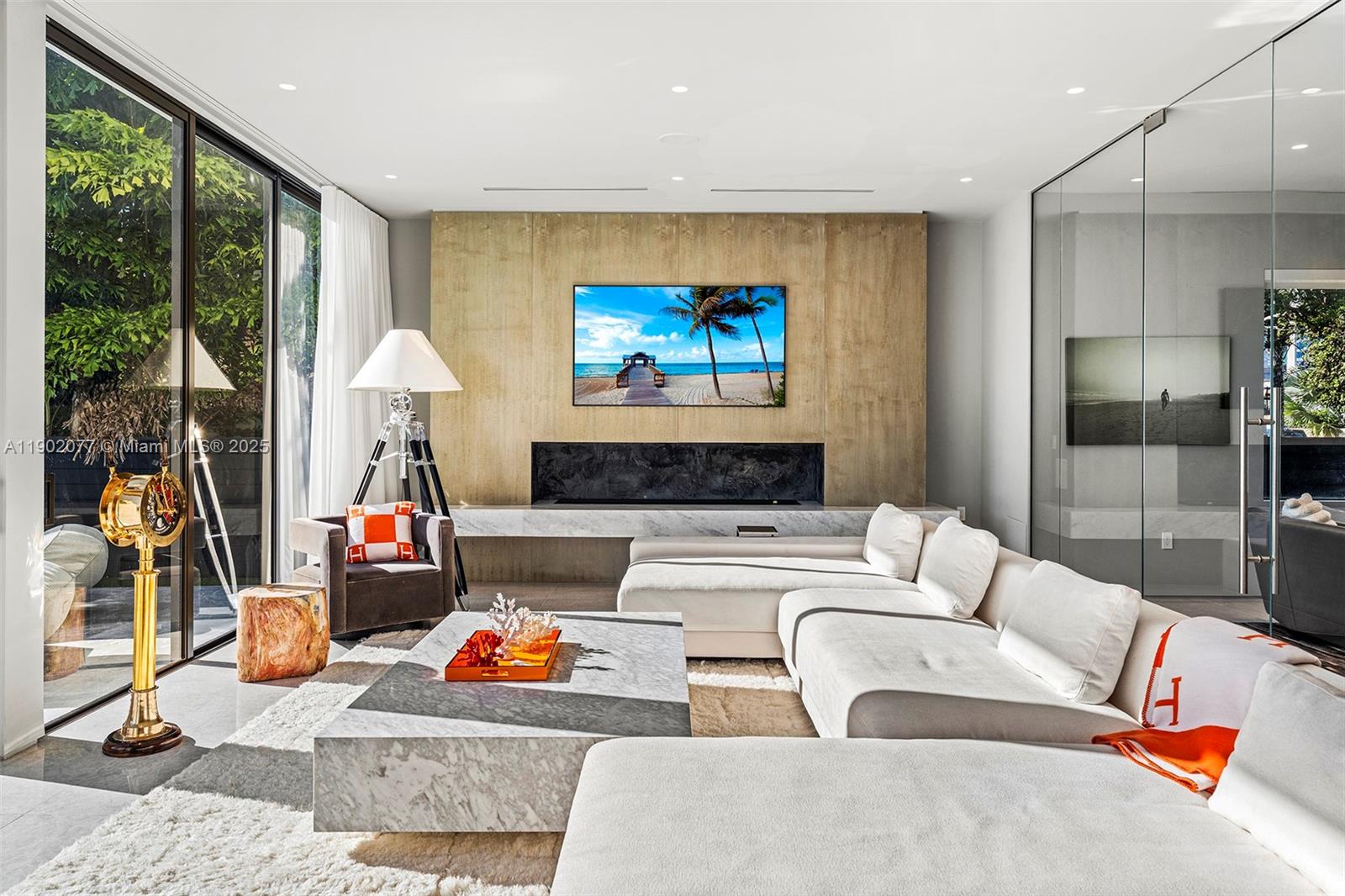 CORAL ISLES - Residential