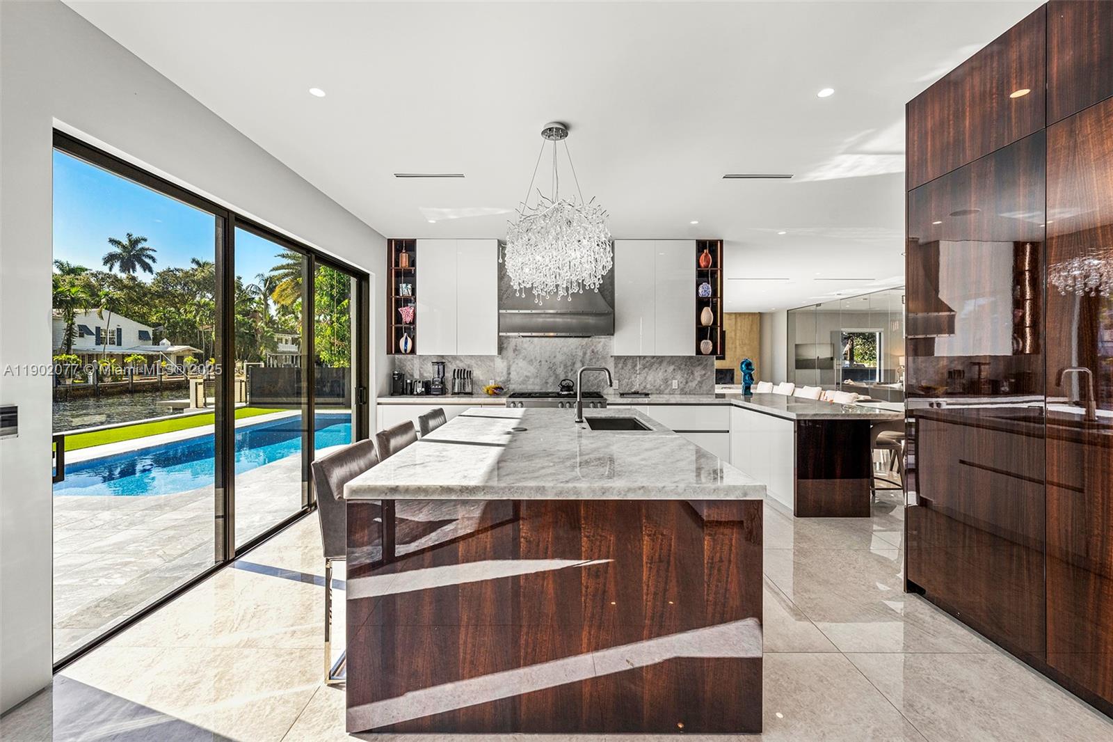 CORAL ISLES - Residential