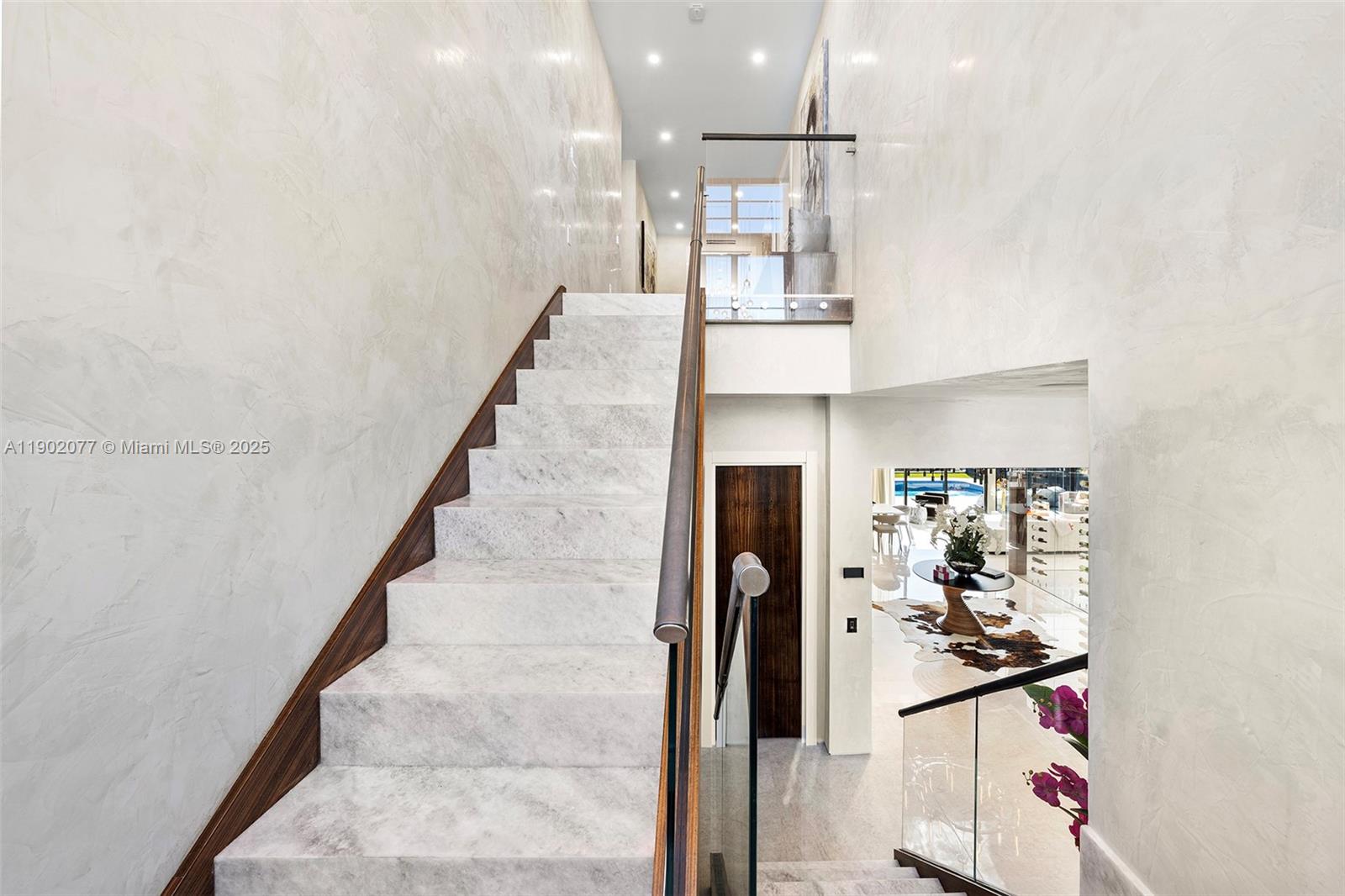 CORAL ISLES - Residential