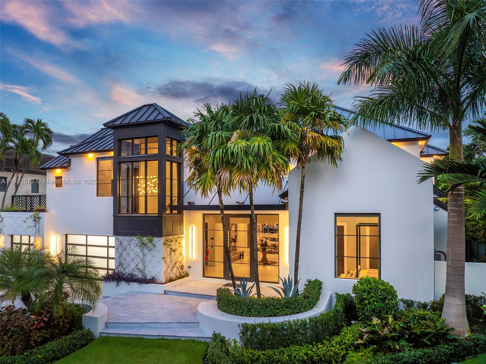 CORAL ISLES - Residential