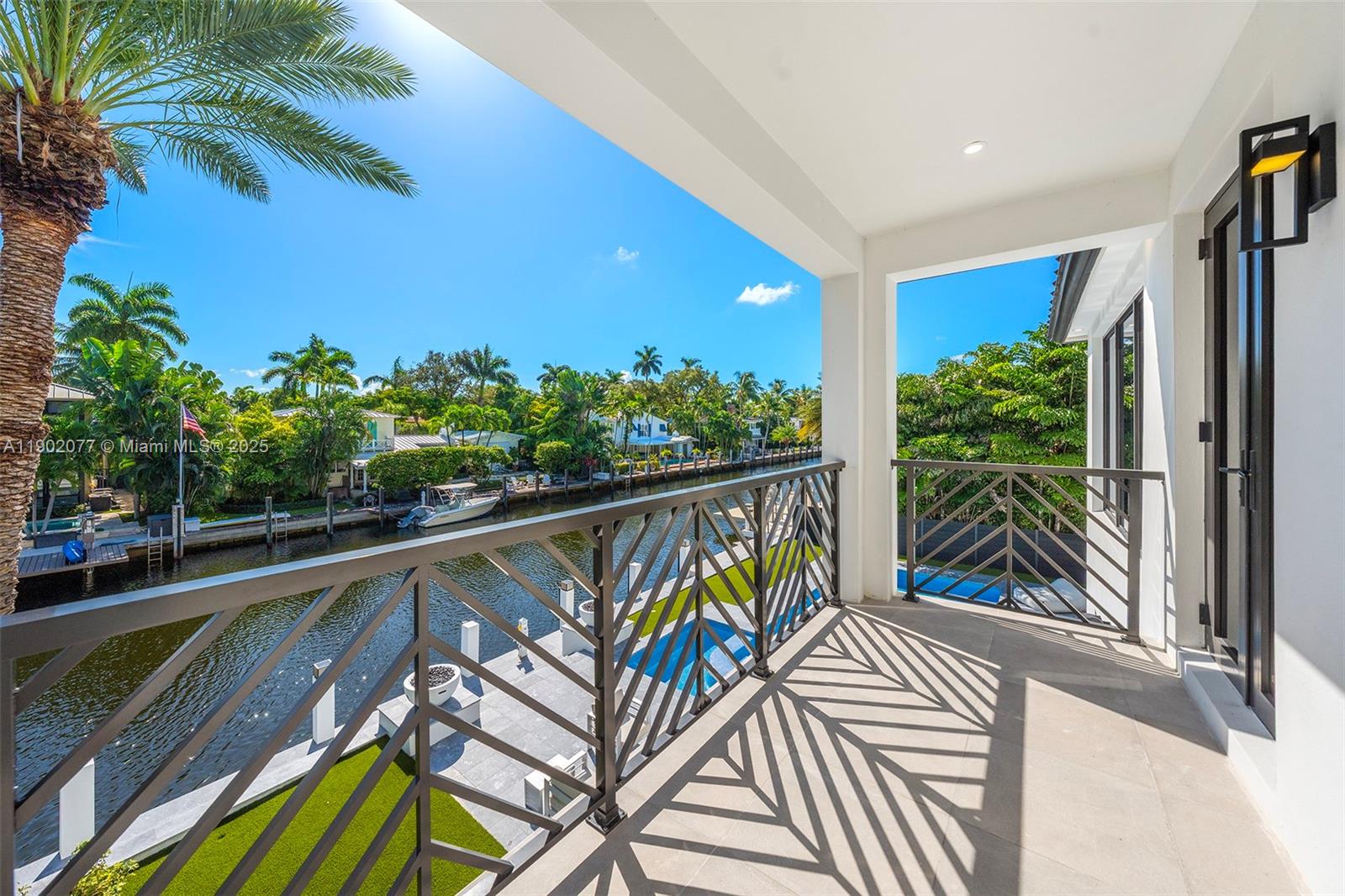 CORAL ISLES - Residential