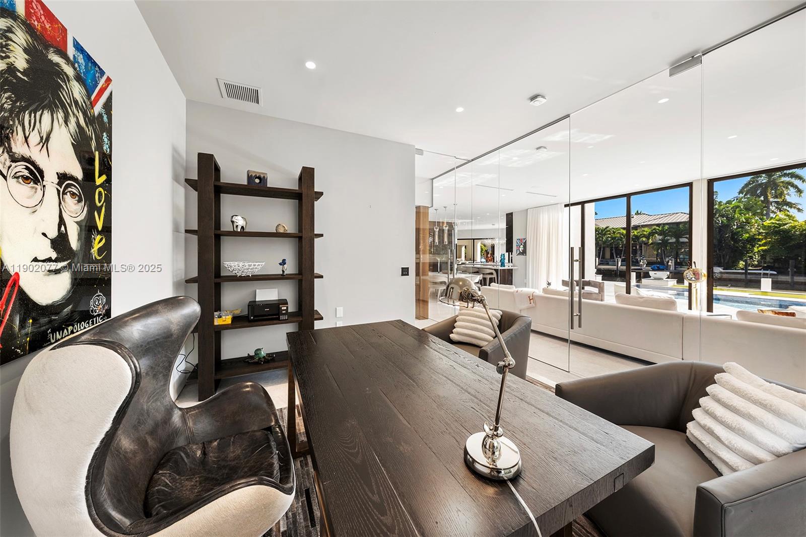 CORAL ISLES - Residential