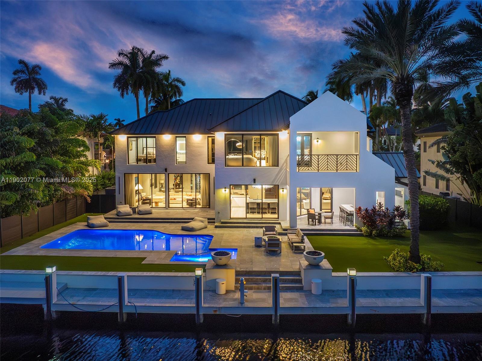 CORAL ISLES - Residential