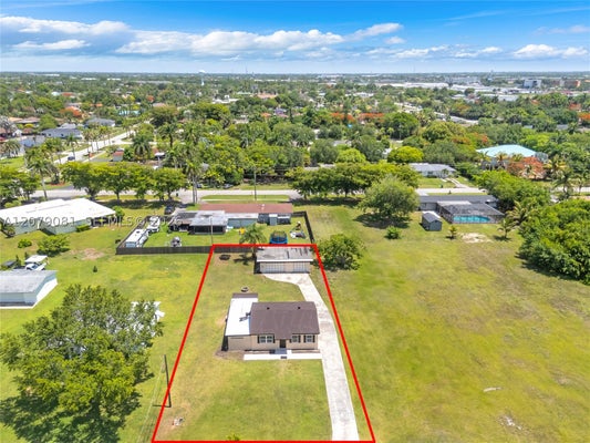 378 SW 6TH ST, FLORIDA CITY, FL 33034 - Image ee7f6b9b791b296e6eb08cd7a487006f/540026367