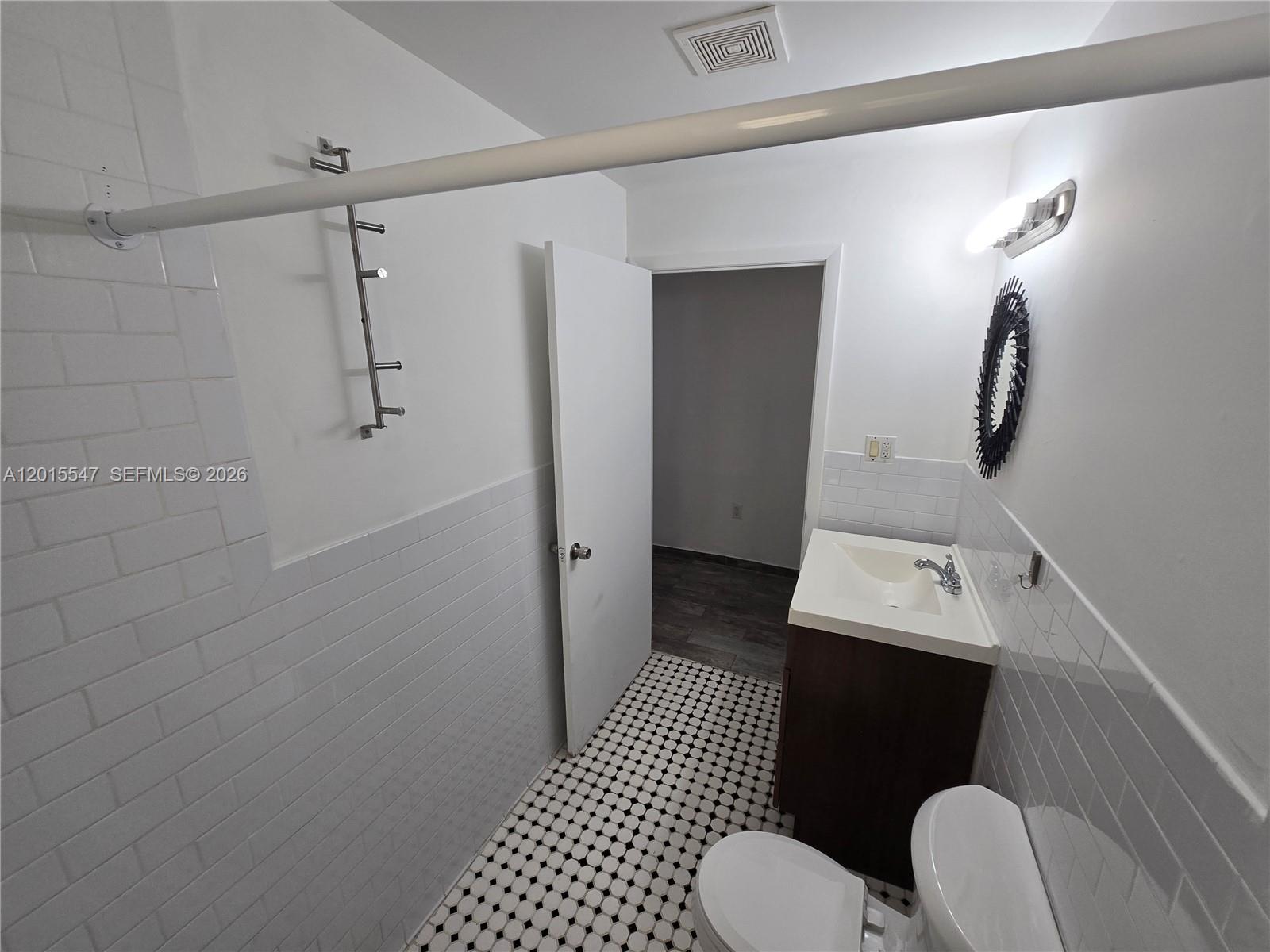 OCEAN BEACH ADDN NO 3 - Residential Lease