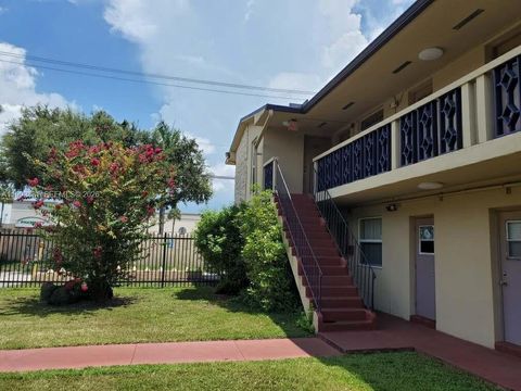 3901 SW 78th Ct 221 Miami FL 33155