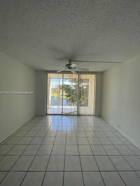9235 Lagoon Pl 407