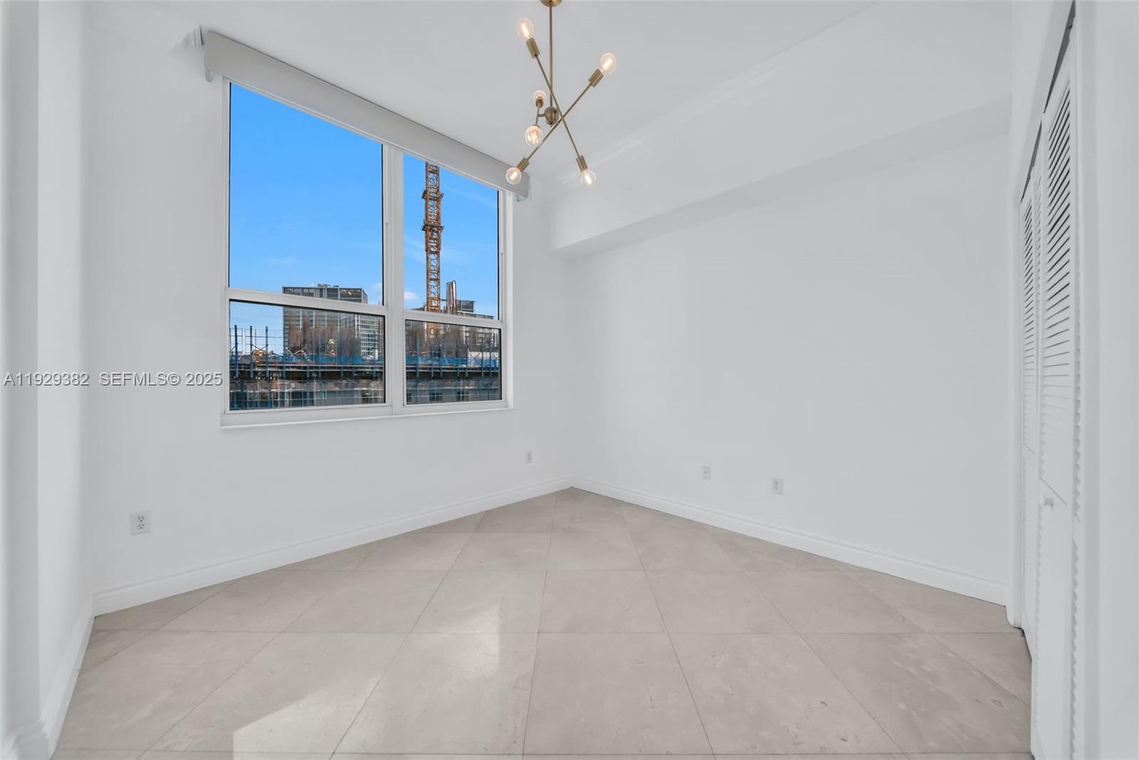 BRICKELL ON THE RIVER N T - Residential