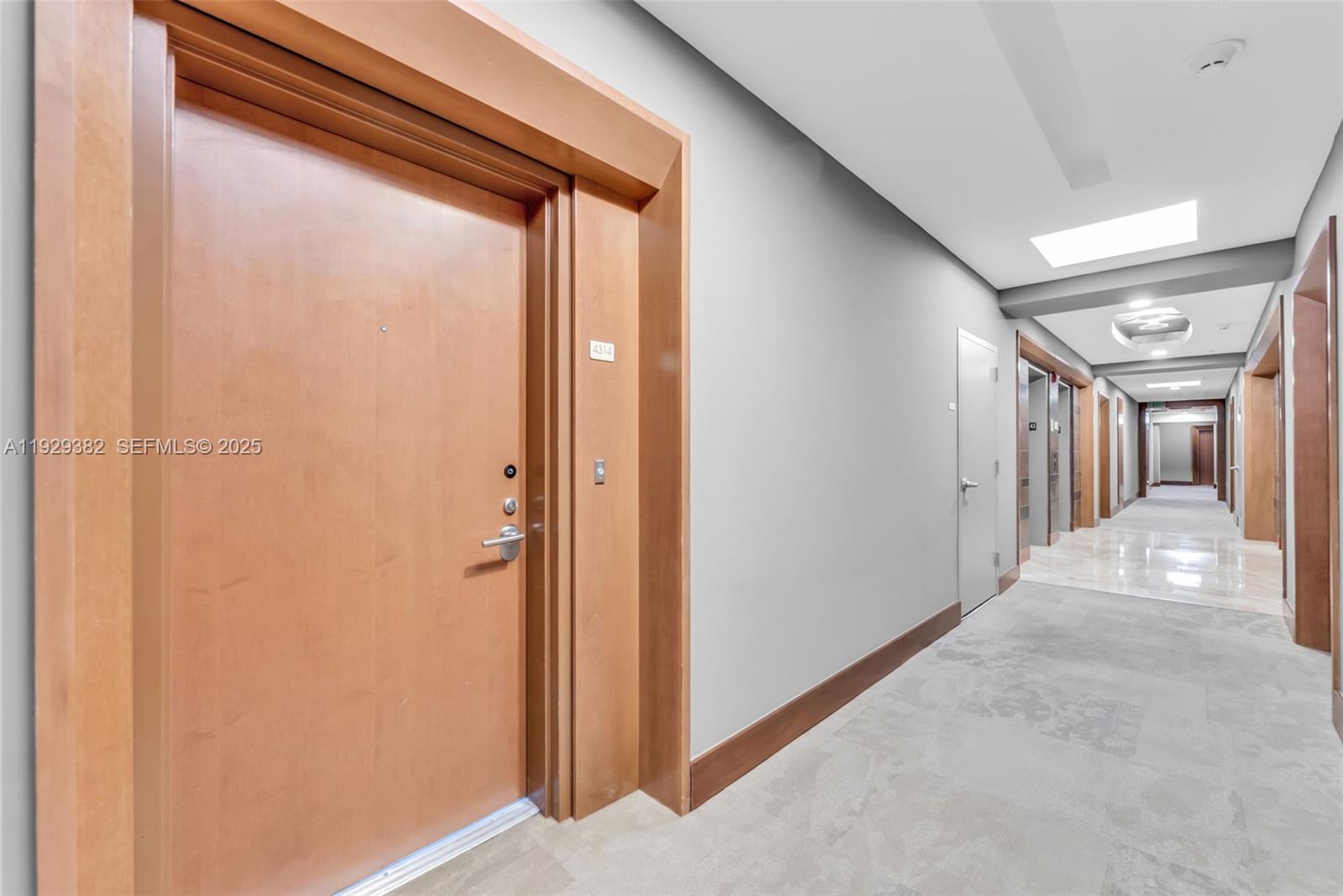 BRICKELL ON THE RIVER N T - Residential