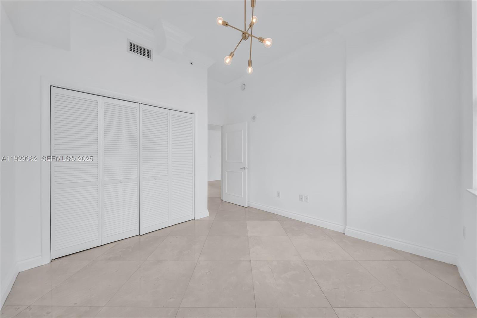 BRICKELL ON THE RIVER N T - Residential