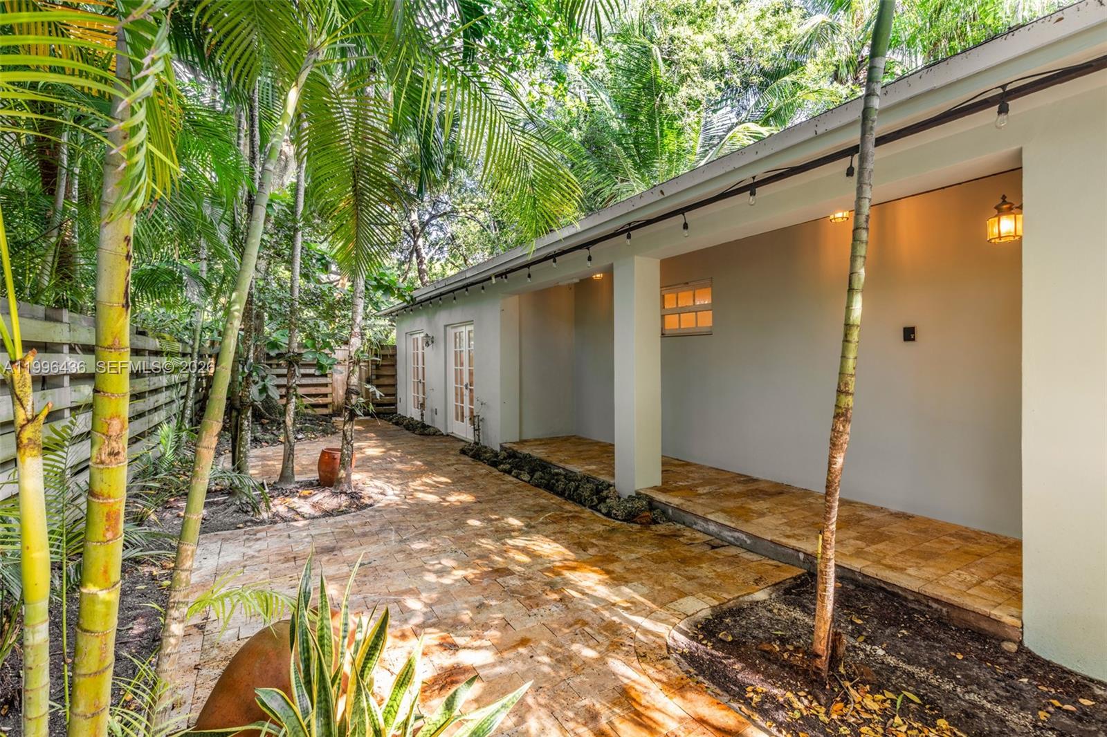 4235 Lennox Dr Front