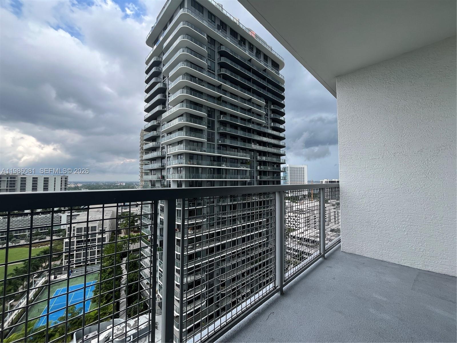 3301 NE 1st Ave H1810