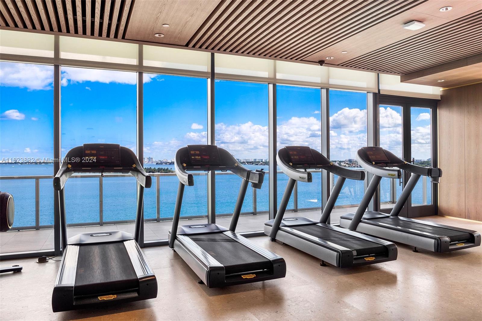 ELYSEE MIAMI - Residential