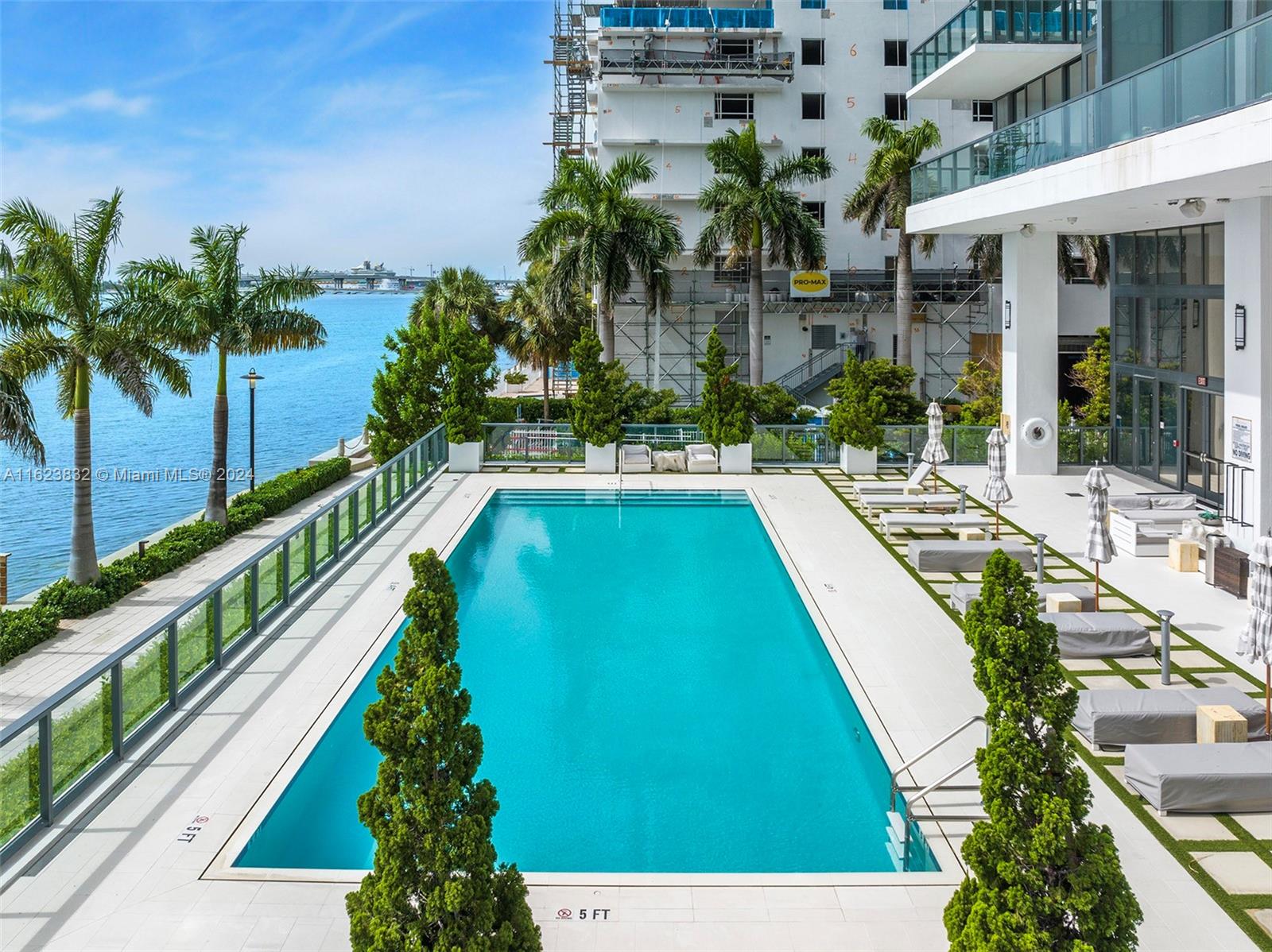 ELYSEE MIAMI - Residential