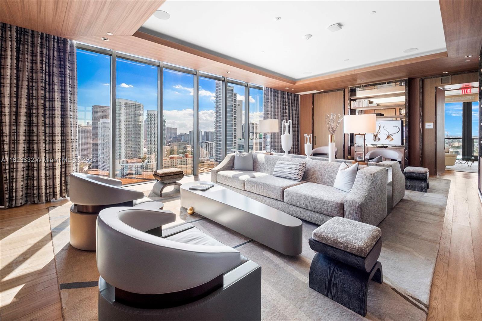 ELYSEE MIAMI - Residential