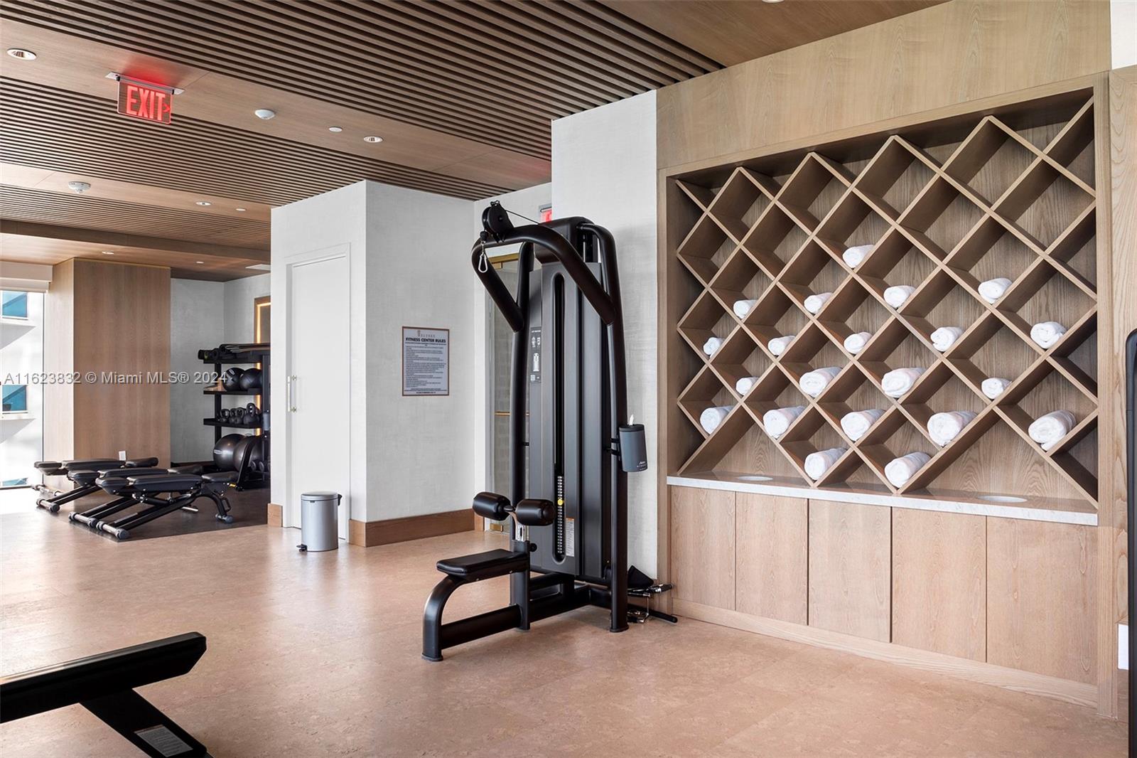ELYSEE MIAMI - Residential