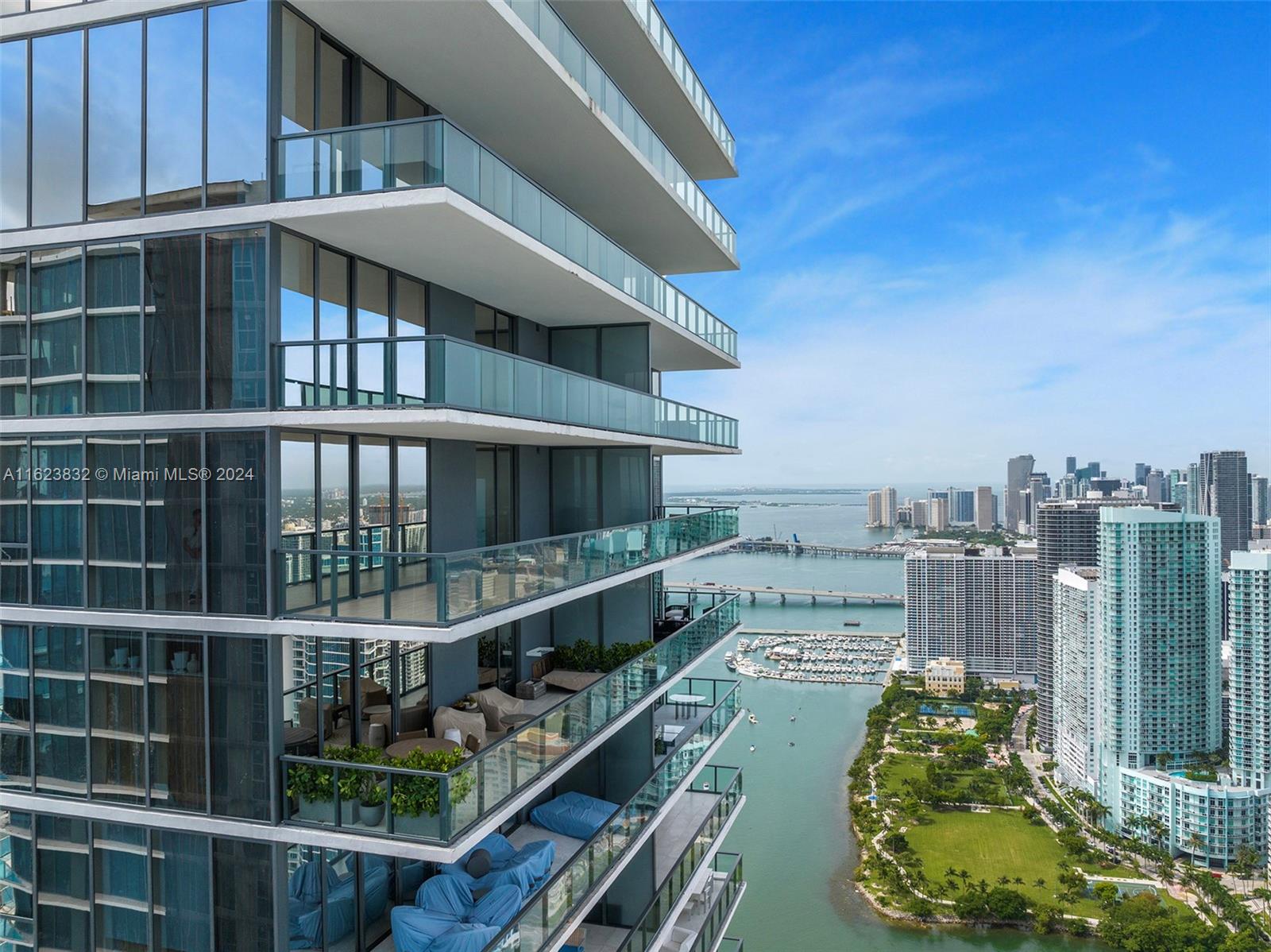 ELYSEE MIAMI - Residential