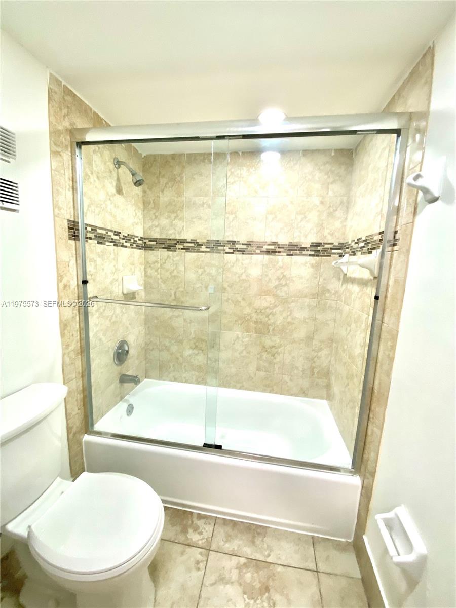 SAMARI LAKE EAST CONDO - Residential Lease