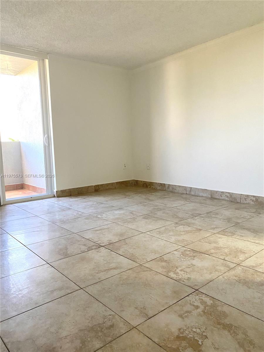 SAMARI LAKE EAST CONDO - Residential Lease