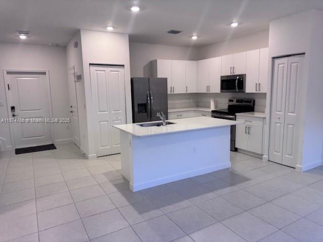 WINDSOR SQUARE - Residential Lease