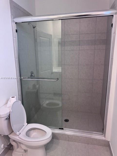 WINDSOR SQUARE - Residential Lease