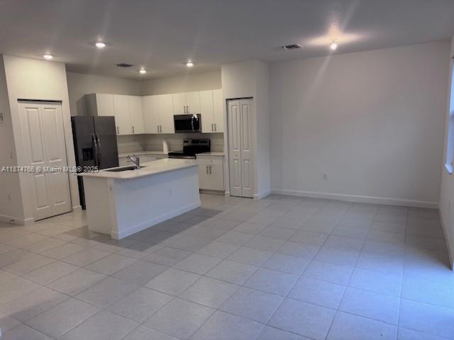 WINDSOR SQUARE - Residential Lease