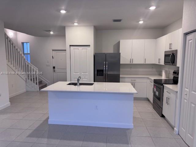 WINDSOR SQUARE - Residential Lease