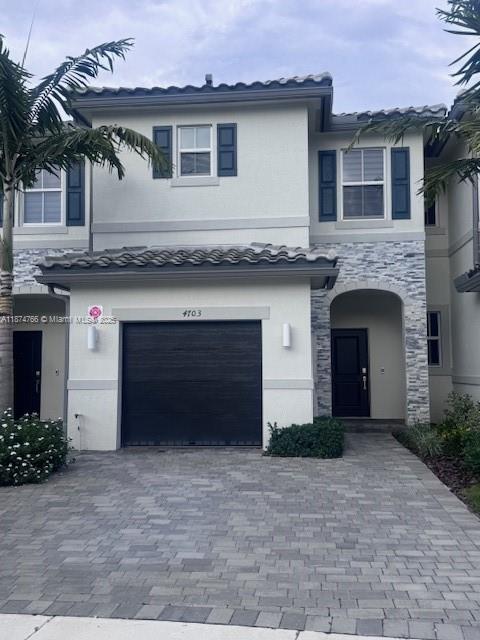 Beautiful 3-bedroom, 2.5-bathroom townhouse with a 1-car garage and space for 2 more in the driveway. Family friendly home located in Sunset Trails, Gated Community in Coral Springs! This is ready to welcome a family into it with quartz countertops, cabinets and stainless steel appliances. Fenced backyard. Amenities: pool, kids playground & walking paths. Close to A-rated schools, conveniently located close to restaurants, grocery stores and only 10 mins from Downtown Coral Springs and in an excellent public school district!