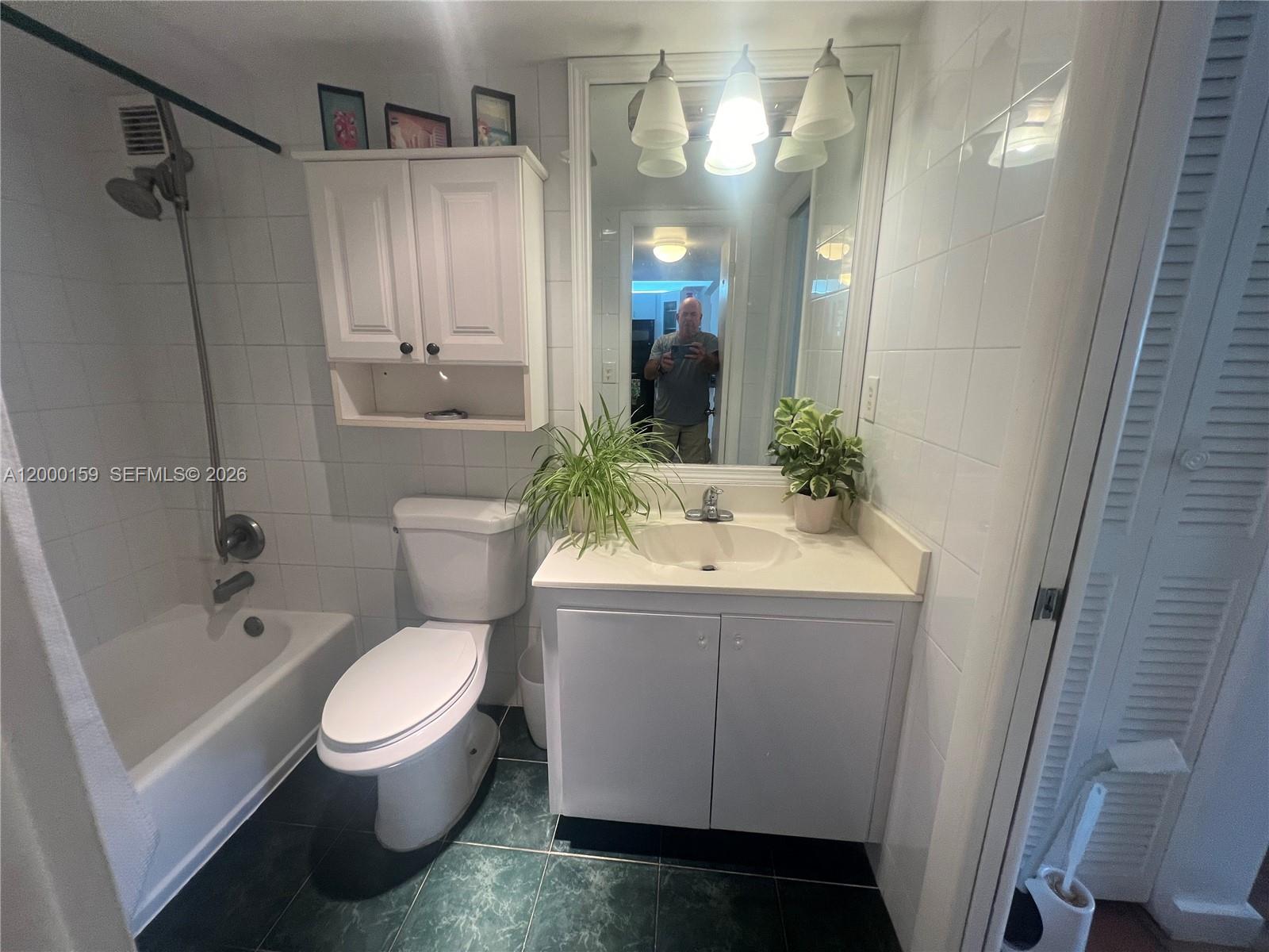 OCEAN POINT CONDO - Residential