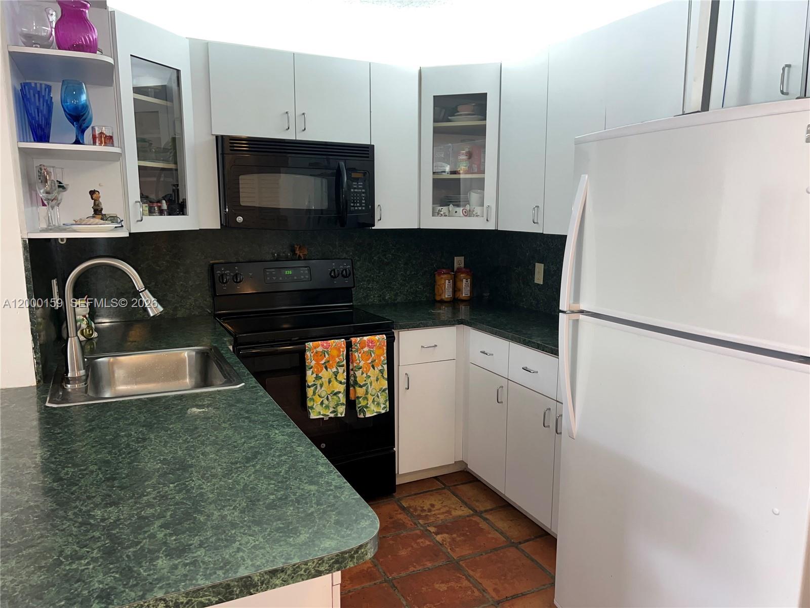 OCEAN POINT CONDO - Residential