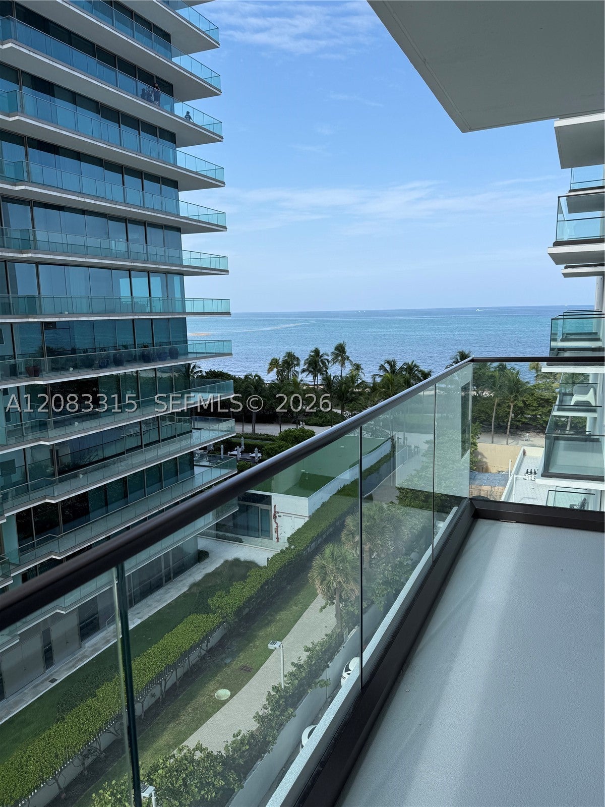 10185 E Collins Ave 822