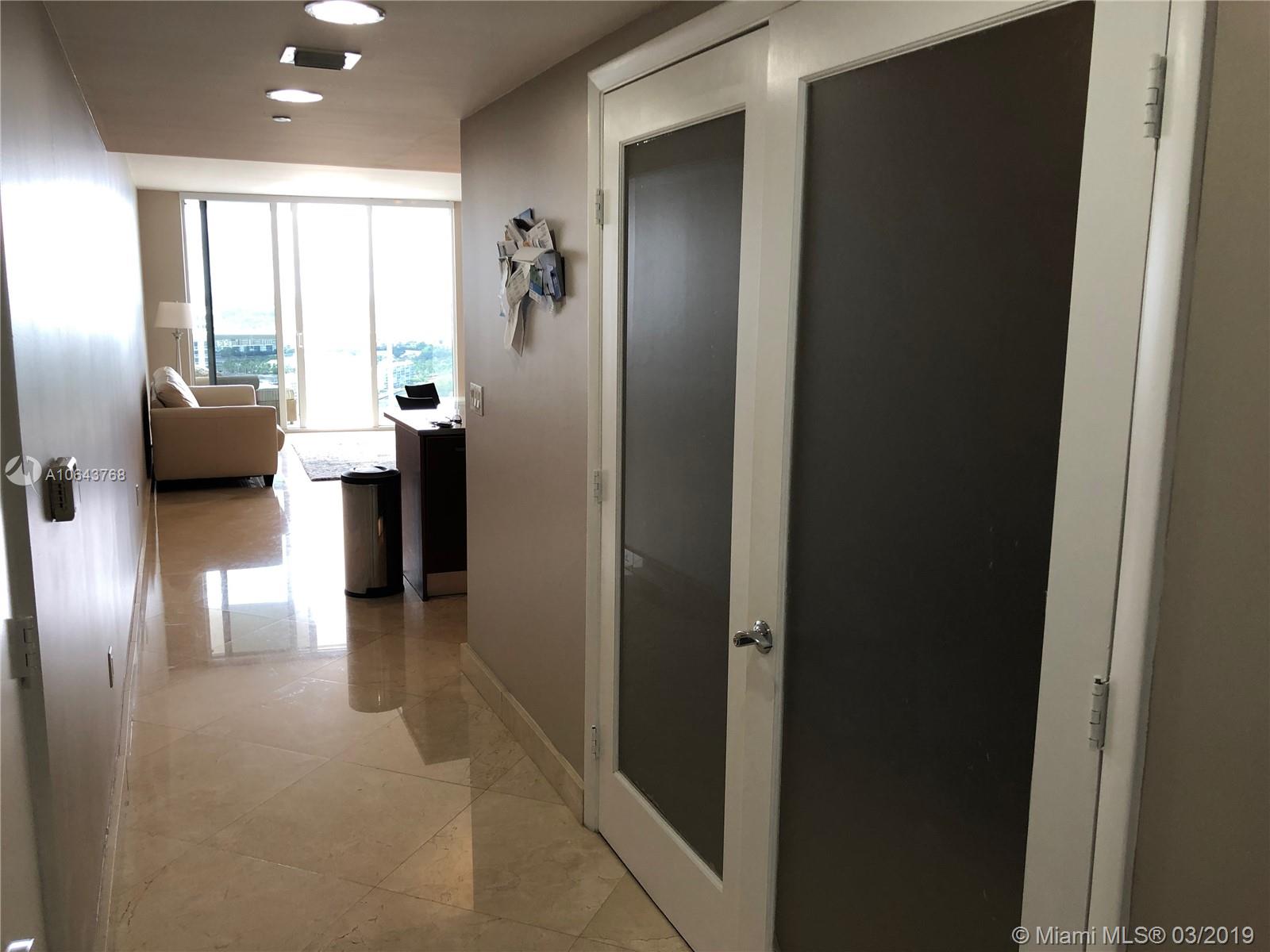 BEACH CLUB CONDO - Residential Lease