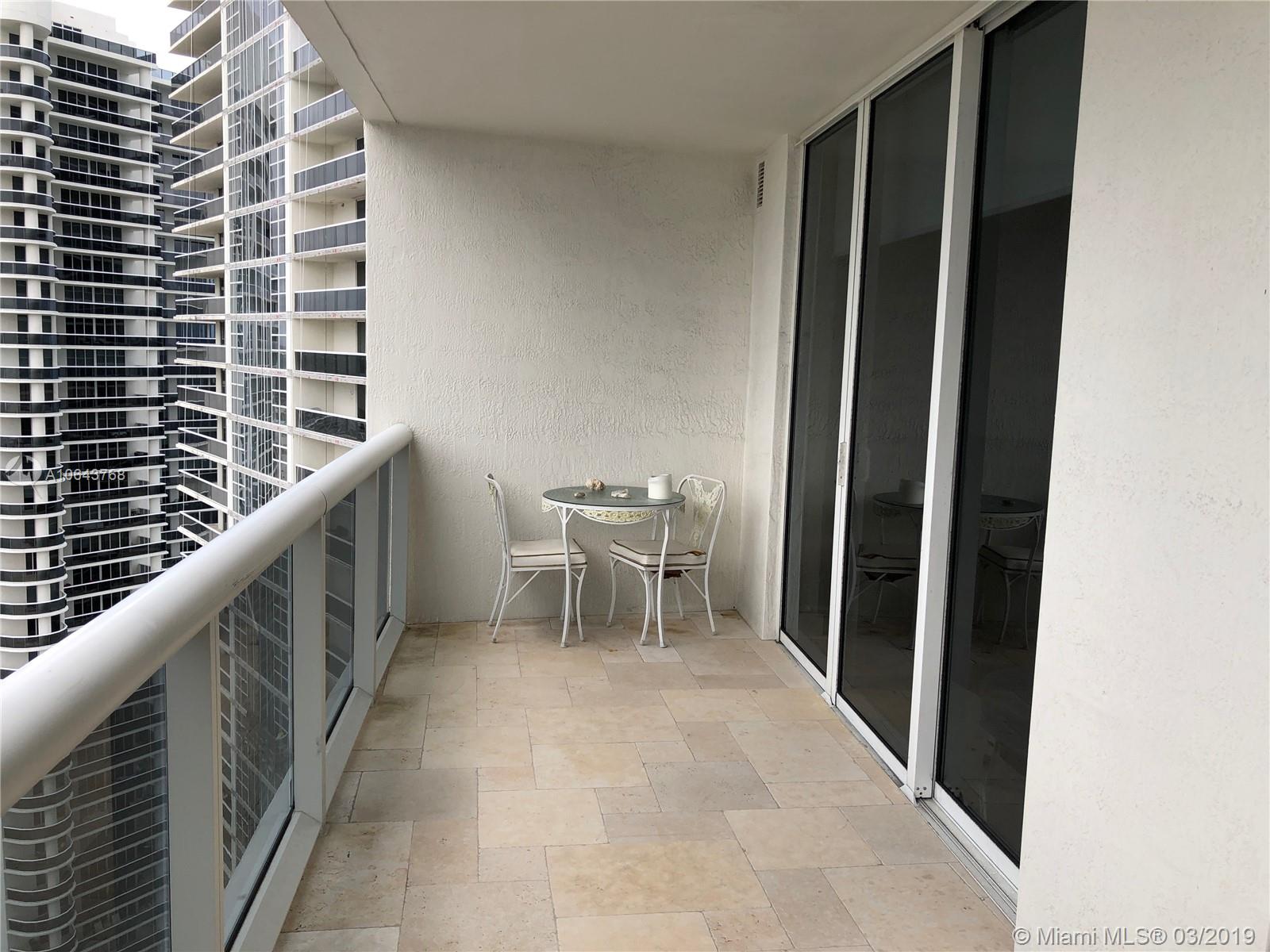 BEACH CLUB CONDO - Residential Lease