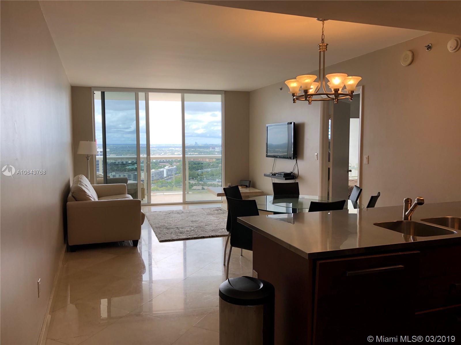 BEACH CLUB CONDO - Residential Lease