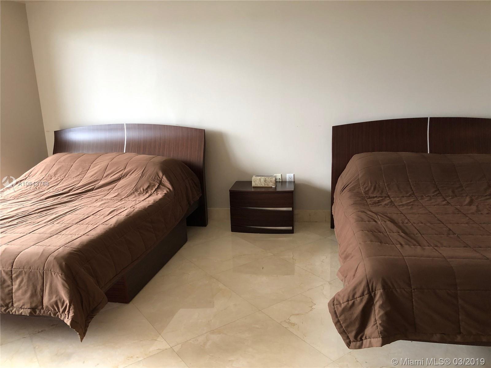 BEACH CLUB CONDO - Residential Lease