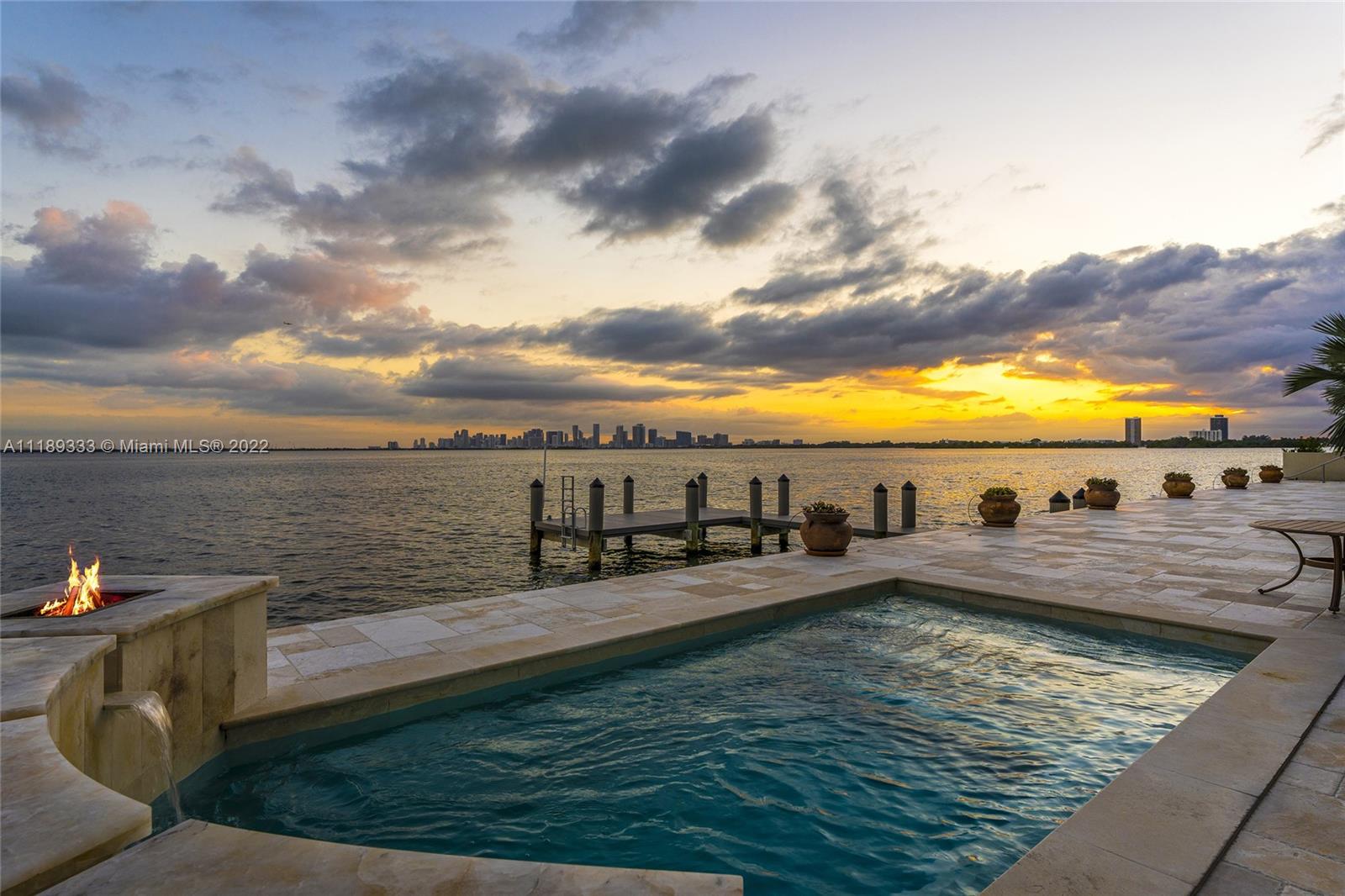 NORTH BAY ISLAND - Residential