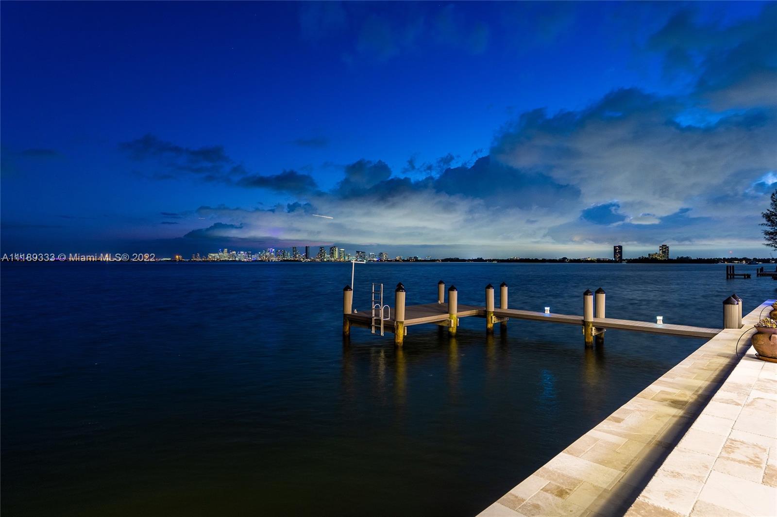 NORTH BAY ISLAND - Residential