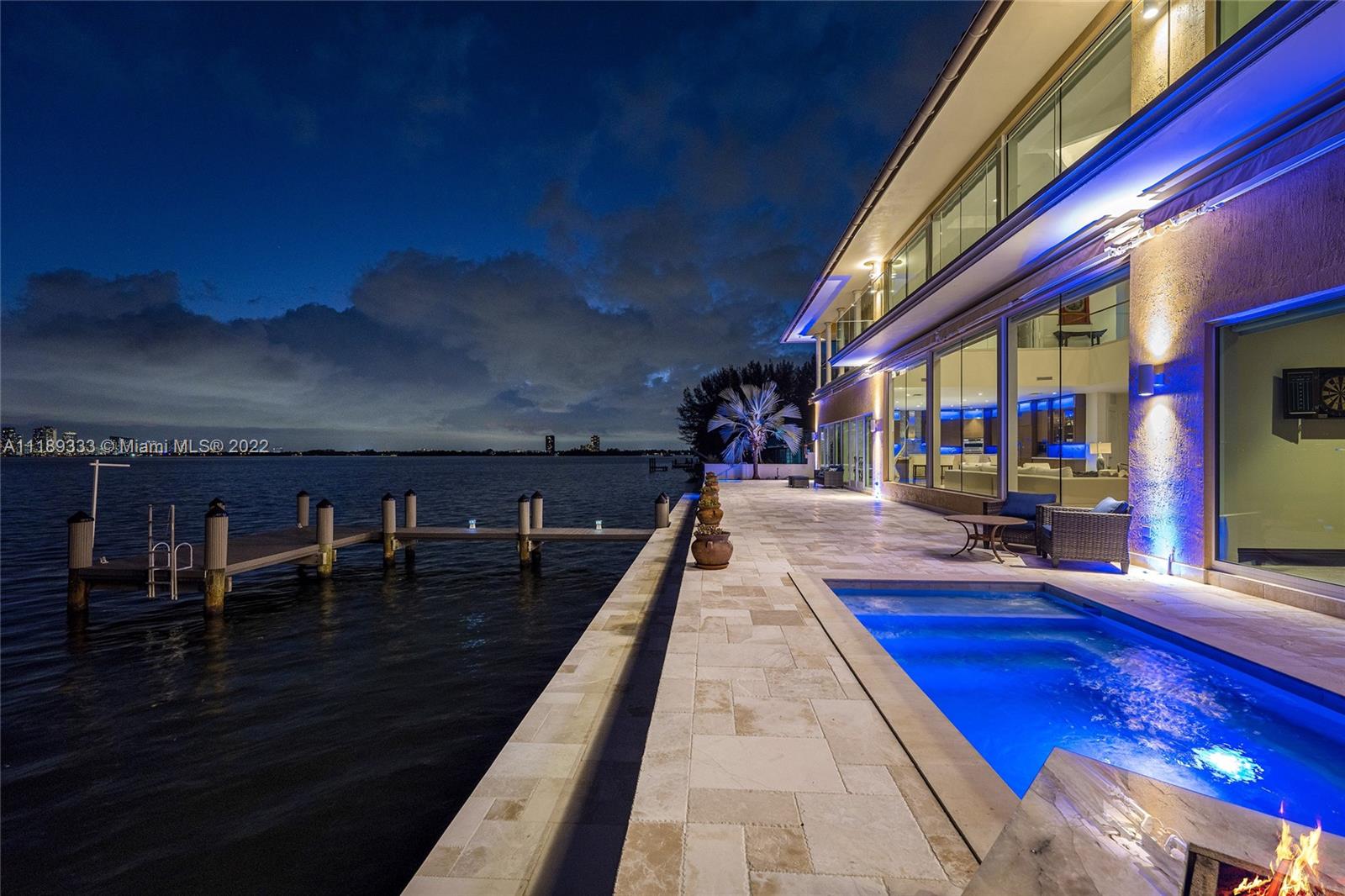 NORTH BAY ISLAND - Residential