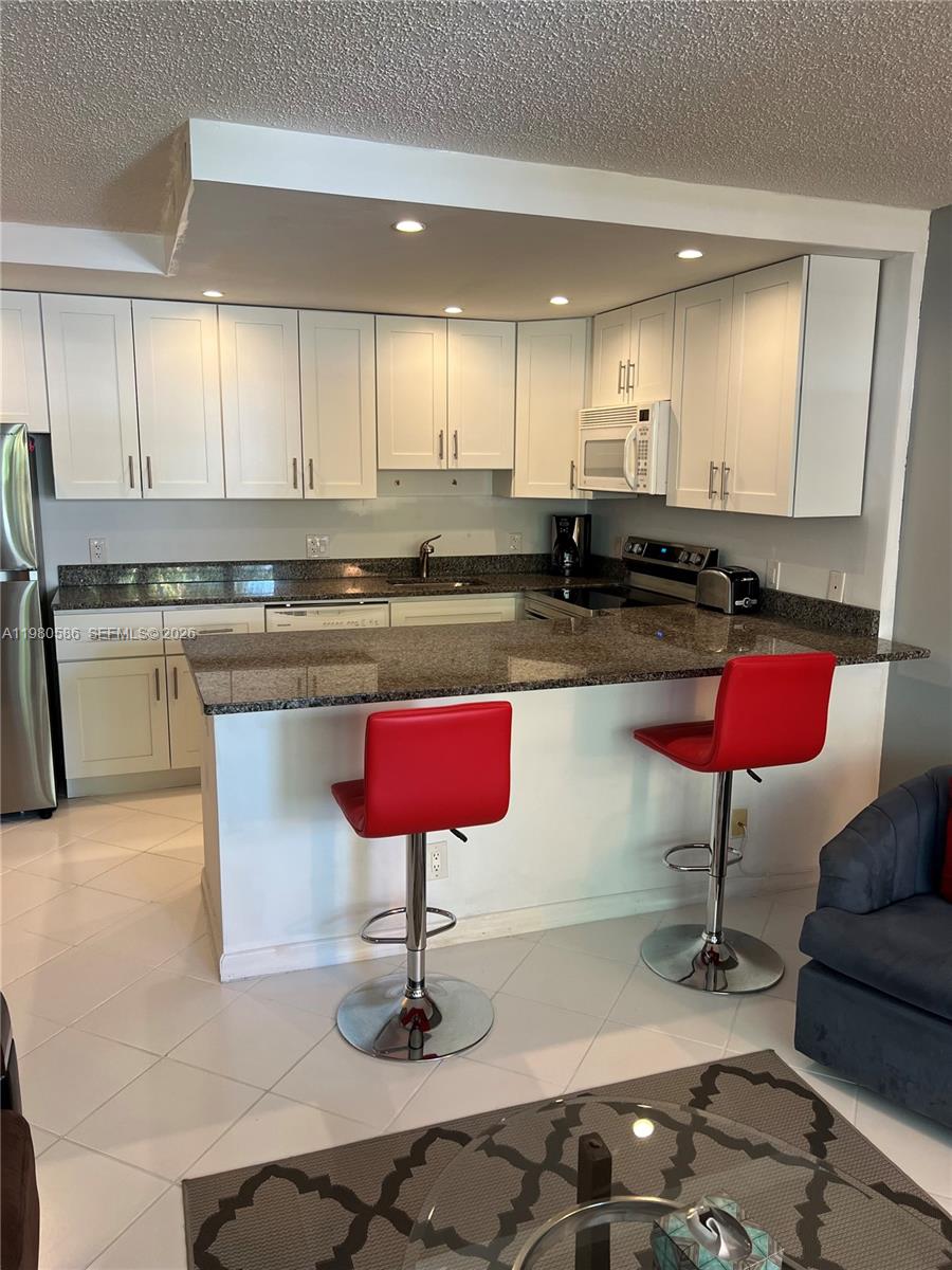 HARWOOD H CONDO - Residential Lease