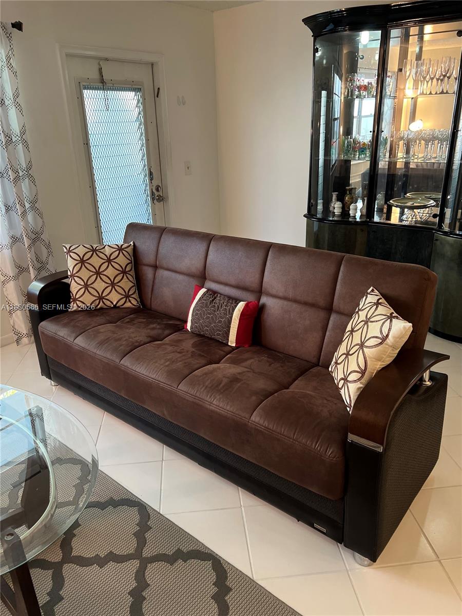 HARWOOD H CONDO - Residential Lease